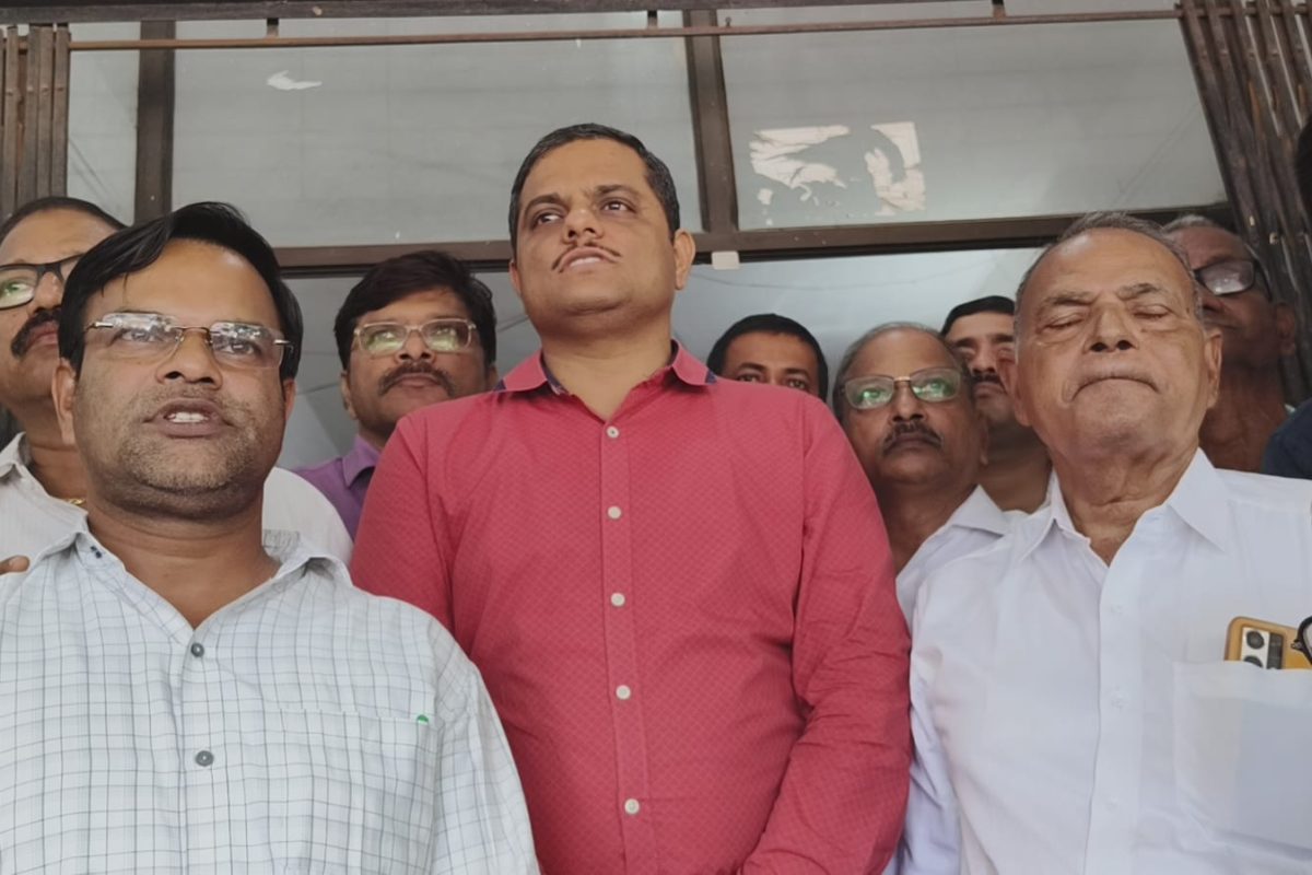 *विरार-अलिबाग बहुउद्देशीय मार्गिकेच्या भूसंपादनबाबत शेतकऱ्यांनी घेतल्या हरकती* *प्रांताधिकारी प्रवीण पवार यांनी शेतकऱ्यांच्या शंकाचे केले निरसन