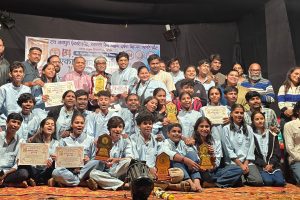 कुक्कुर – अगम प्रोडक्शन ठाणे ठरली कै. पांडुरंग विठ्ठल घांग्रेकर स्मृती चषक एकांकिका स्पर्धा (राज्यस्तरीय) ची विजेती एकांकिका